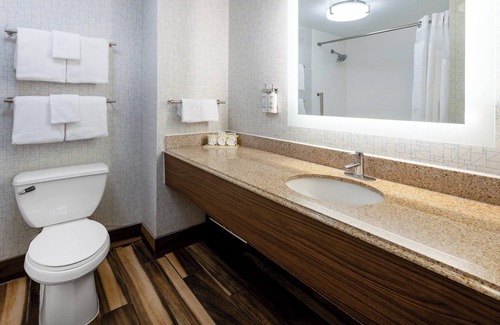 Fort Washington Hotel | Discover Holiday Inn Express & Suites Ft. Washington, IHG