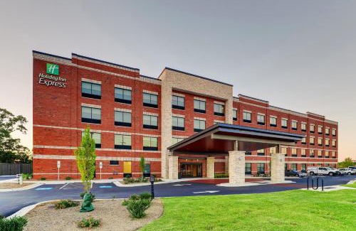 Holly Springs Hotel | Welcoming Holiday Inn Express Holly Springs - Raleigh Area