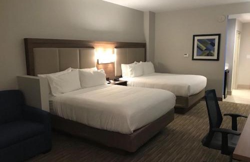 Sharpstown Hotel | Holiday Inn Express