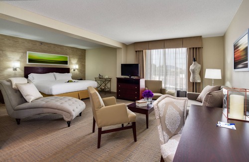 Wilkesboro Hotel | Discover Holiday Inn Express Wilkesboro: Family-Friendly Stay