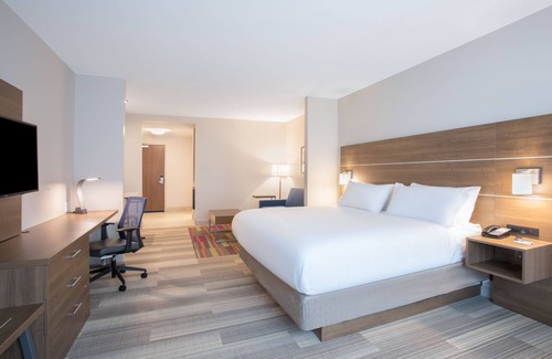 Reisterstown Hotel | Relax at Holiday Inn Express & Suites Owings Mills-Baltimore