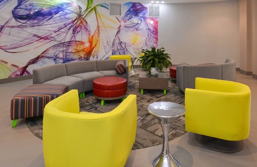 Shippensburg Hotel | Top-Rated Holiday Inn Express & Suites Shippensburg Awaits