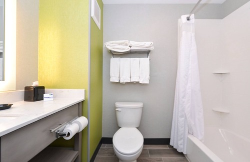 Shippensburg Hotel | Top-Rated Holiday Inn Express & Suites Shippensburg Awaits
