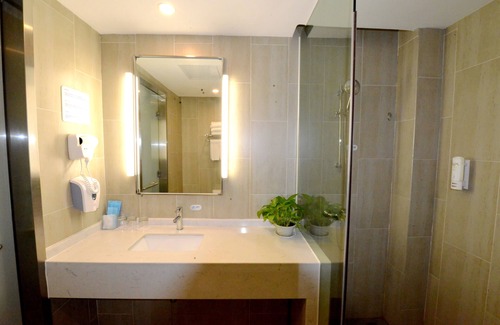 Weihai Hotel | Comfortable Stay at Holiday Inn Express-Weihai Economic Zone