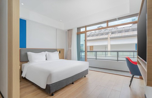 Wenchang Hotel | Top-Rated Holiday Inn Express Wenchang with Family Amenities