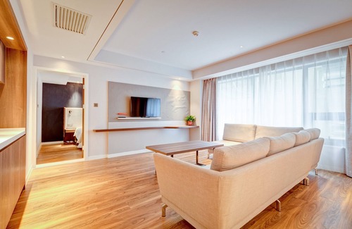 Zhonglou Shangquan Hotel | Discover Holiday Inn Express Xi'An Bell Tower - Guest Favorite!