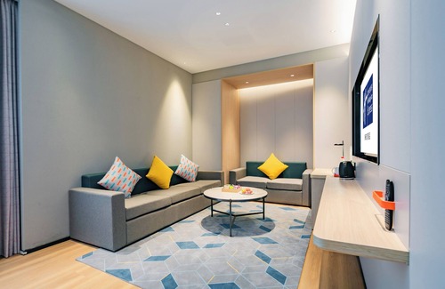 Yanta Qu Hotel | Comfortable Stay at Holiday Inn Express Xi'an High-Tech Zone