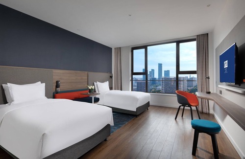 Yanta Qu Hotel | Discover Holiday Inn Express Xi'an High-tech South Today