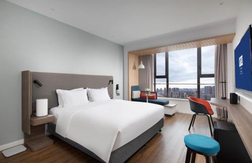Yanta Qu Hotel | Discover Holiday Inn Express Xi'an High Tech South with Breakfast