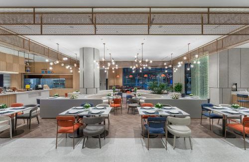 Jinfeng Qu Hotel | Comfortable Stay at Holiday Inn Express Yinchuan Yuehai