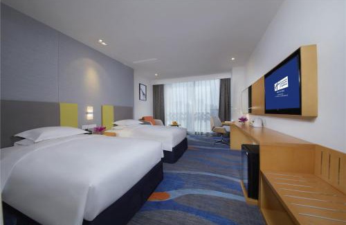 Zhengdong New Area Hotel | Comfortable Stay at Holiday Inn Express Zhengzhou Zhengdong