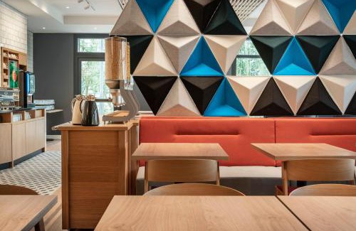 Bailly-Romainvilliers Hotel | Comfortable Stays at Holiday Inn Express Marne-la-Vallée