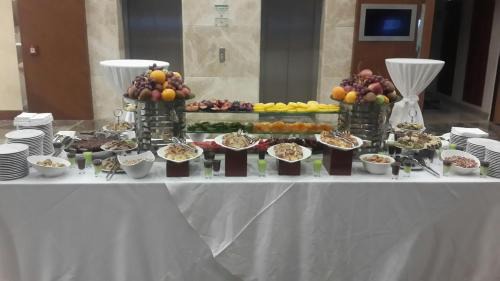 Gaziantep Hotel | Pet-Friendly 4-Star Holiday Inn Gaziantep with Spa Retreat