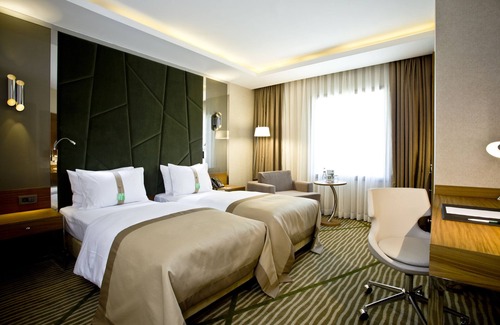 Gaziantep Hotel | Family-Friendly Holiday Inn Gaziantep with Spa & Dining