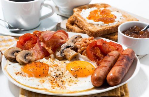 Newton-le-Willows Hotel | Pet-Friendly Holiday Inn Haydock with Restaurant & Breakfast