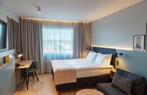 Pasila Hotel | Premier Holiday Inn Helsinki - Expo: Pet-Friendly & Rated 8.7