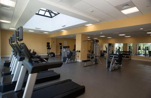 Joliet Hotel | Comfortable Stay at Holiday Inn Hotel & Suites Joliet Southwest