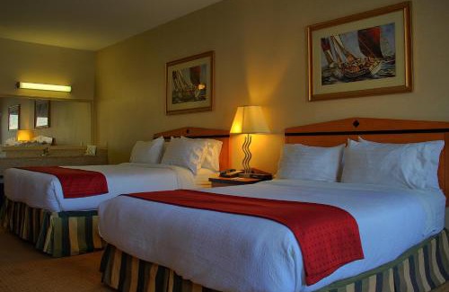 Okanagan-Similkameen Resort | Discover Holiday Inn Hotel & Suites Osoyoos with Ocean Views