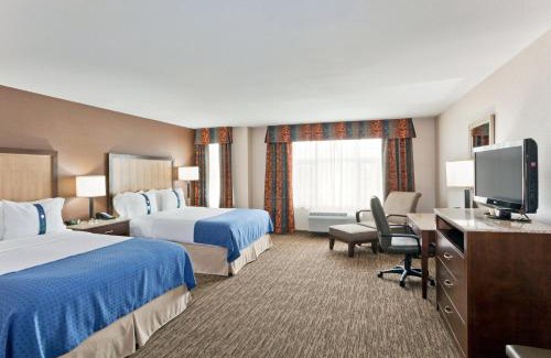 Surrey Hotel | Discover Holiday Inn Hotel & Suites Surrey East - Cloverdale