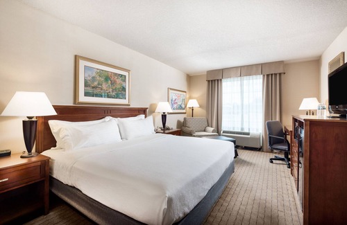 Johnstown Hotel | Explore Holiday Inn Johnstown-Gloversville: 8.8/10 Rated Stay