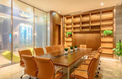 Kunshan Hotel | Discover Holiday Inn Kunshan: 4-Star Comfort & Family-Friendly Amenities