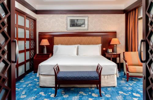 Salmiya Hotel | Comfortable Getaway at Holiday Inn Kuwait, an IHG Hotel