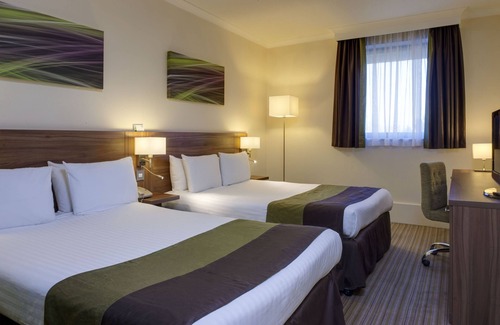 Leamington Spa Hotel | Comfortable Holiday Inn Leamington Spa - Warwick with Spa