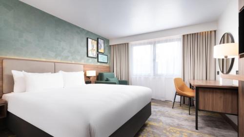 Worth Hotel | Modern Comfort at Holiday Inn London Gatwick - Worth