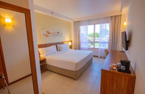Manaus Hotel | Discover Holiday Inn Manaus: Pet-Friendly & Ocean Views