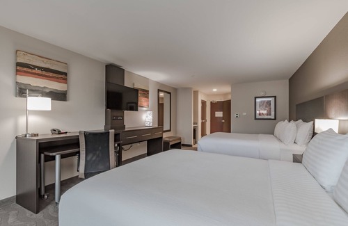 Mishawaka Hotel | Comfortable Stay at Holiday Inn Mishawaka with Pool & Spa