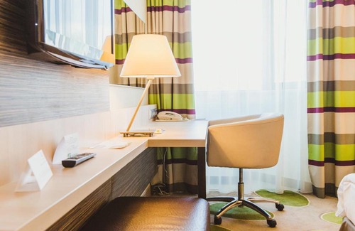 North-Eastern Administrative Okrug Hotel | Discover Holiday Inn Moscow Vinogradovo: 4-Star Comfort