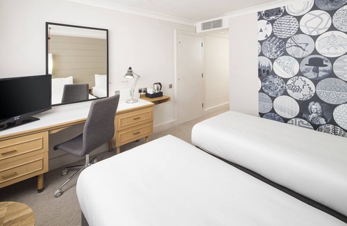 Peterborough Hotel | Enjoy Comfort at Holiday Inn Peterborough West, IHG Hotel