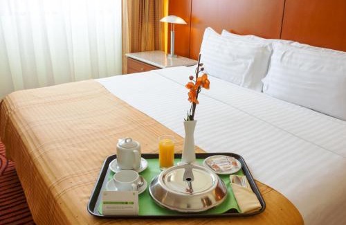 Puebla Hotel | Discover Holiday Inn Puebla Finsa: Guest Rated 9/10 & Pet Friendly