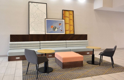 Morrisville Hotel | Comfortable Stay at Holiday Inn Raleigh-Durham Airport