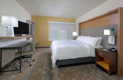 Morrisville Hotel | Comfortable Stay at Holiday Inn Raleigh-Durham Airport