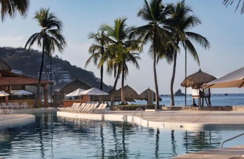 Ixtapa Resort | Relax at Holiday Inn Resort Ixtapa All-Inclusive Hotel