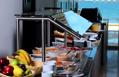 Zona Dorada Hotel | Discover Holiday Inn Resort Mazatlan: Oceanfront Getaway