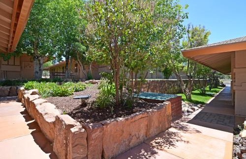 Tusayan Resort | Explore Squire Resort at the Grand Canyon - 4-Star Retreat