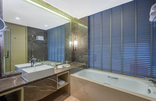 Songjiang Hotel | Discover Holiday Inn Shanghai Songjiang: 4-Star Comfort Awaits