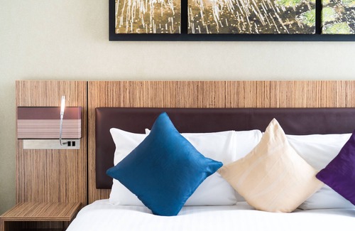 Stevenage Hotel | Discover Holiday Inn Stevenage: 4-Star Comfort Awaits