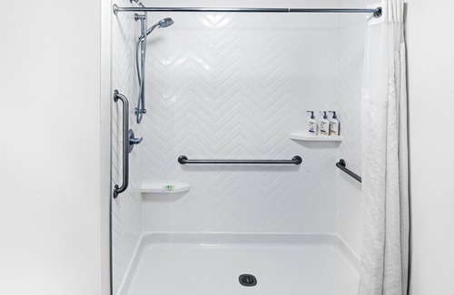 Stillwater Hotel | Discover Holiday Inn Stillwater: Family-Friendly Comfort