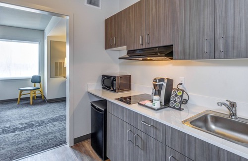 Bellingham Hotel | Experience Comfort at Holiday Inn & Suites Bellingham