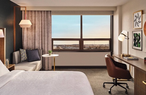 Monterey Park Hotel | Guest Rated: Holiday Inn & Suites Monterey Park, LA
