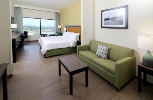 Tampico Hotel | Explore Holiday Inn Tampico-Altamira: 5-Star Comfort Awaits