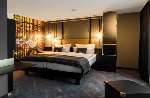 Holsterhausen Hotel | Discover the niu Cobbles: Family-Friendly Retreat with Breakfast