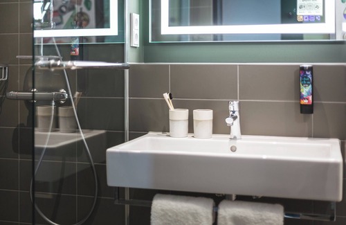 Schoeneberg Hotel | Discover the niu Dwarf: Highly Rated & Family Friendly