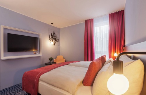 Hartenberg-Munchfeld Hotel | Discover the niu Mood: Accessible Stay with Spa & Breakfast