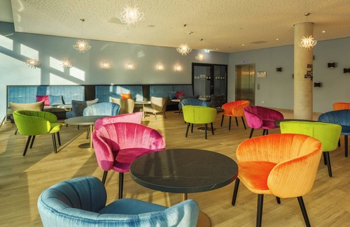 Hartenberg-Munchfeld Hotel | Discover the niu Mood: Accessible Stay with Spa & Breakfast