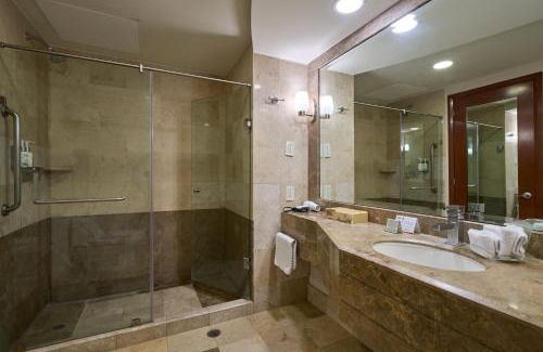 Tuxtla Gutierrez Hotel | Discover Holiday Inn Tuxtla Gutierrez: Family-Friendly Stay