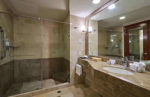 Tuxtla Gutierrez Hotel | Top-Rated Holiday Inn Tuxtla Gutierrez with Pool & Spa
